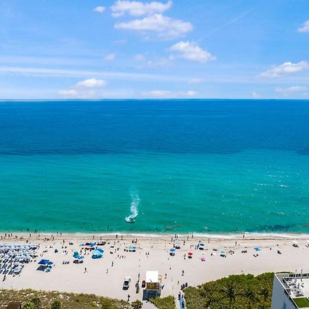 Beachfront Condo With Mesmerizing Views Hollywood Exteriér fotografie