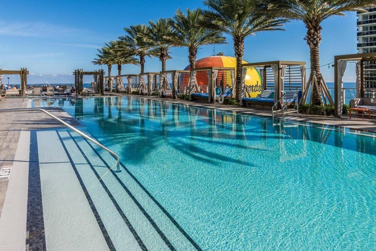 Beachfront Condo With Mesmerizing Views Hollywood Exteriér fotografie